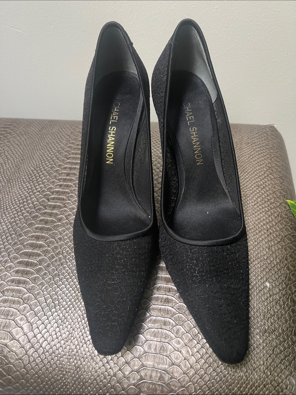 Michael Shannon Black Fabric Pumps/Heels